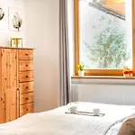 Halny Apartzakop *
